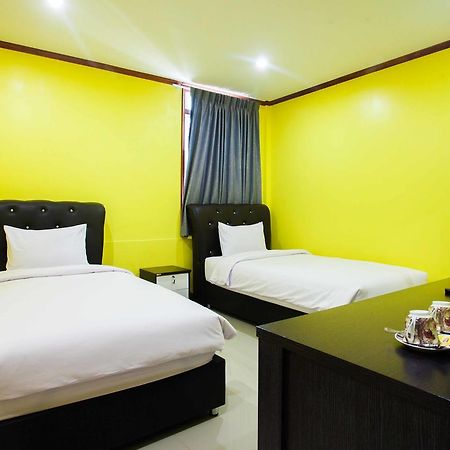 Grand Omari Hotel Bangkok Buitenkant foto
