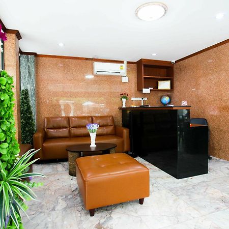 Grand Omari Hotel Bangkok Buitenkant foto