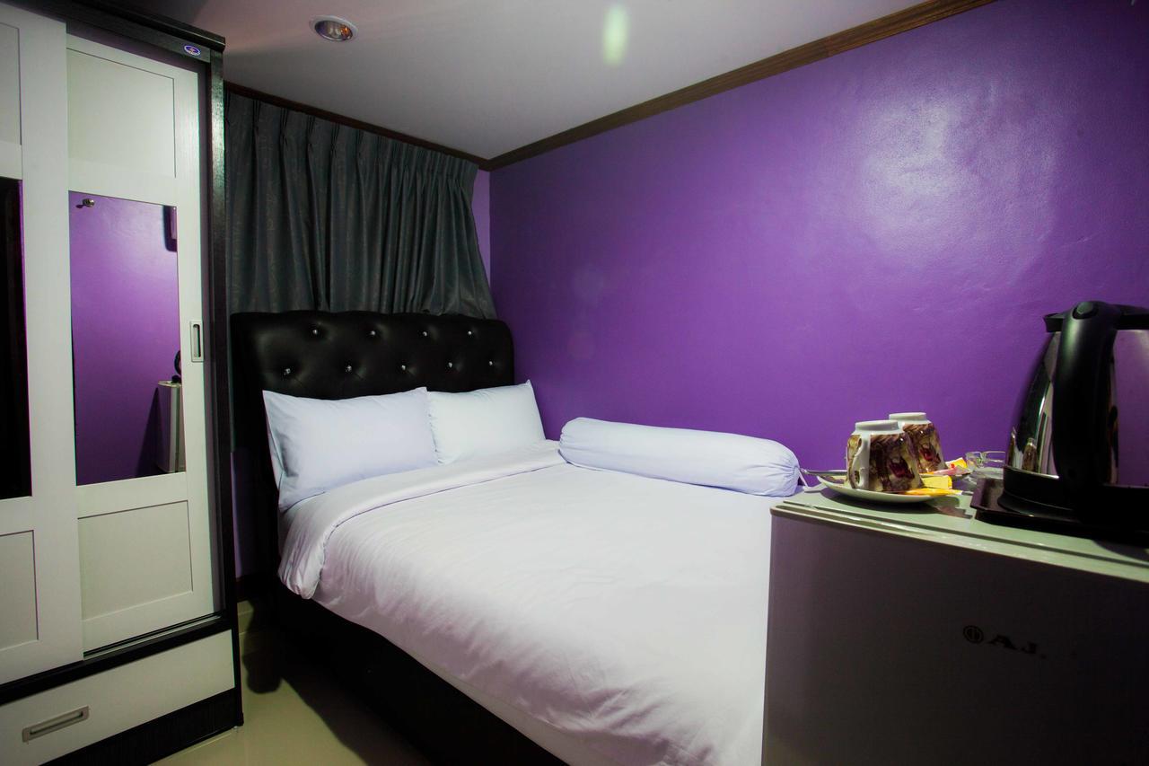 Grand Omari Hotel Bangkok Buitenkant foto