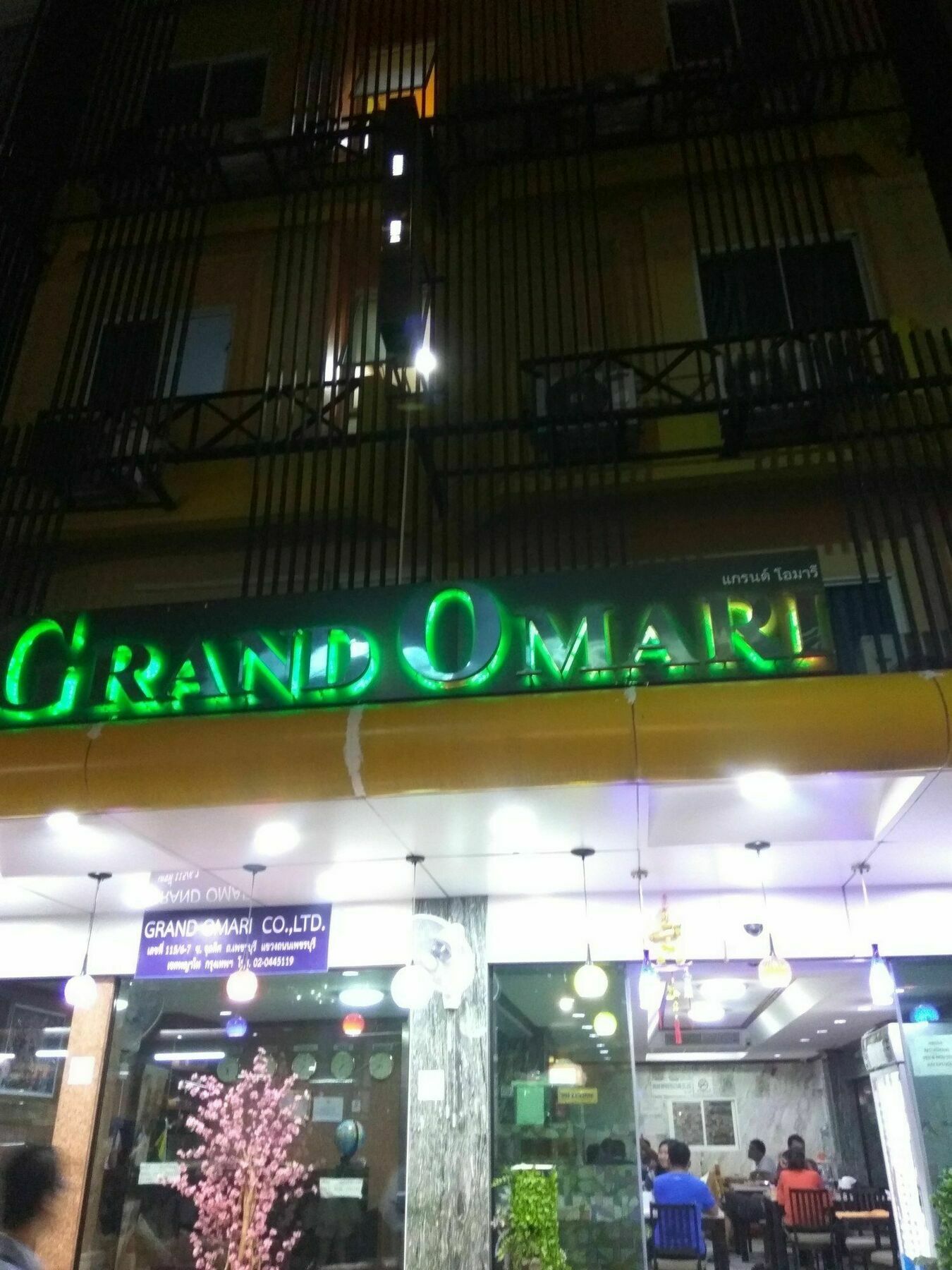 Grand Omari Hotel Bangkok Buitenkant foto