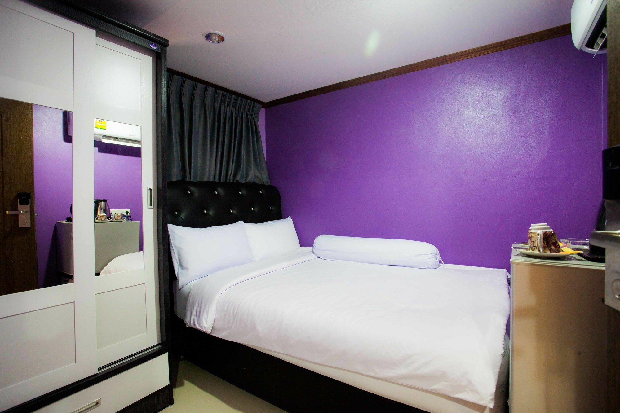 Grand Omari Hotel Bangkok Buitenkant foto